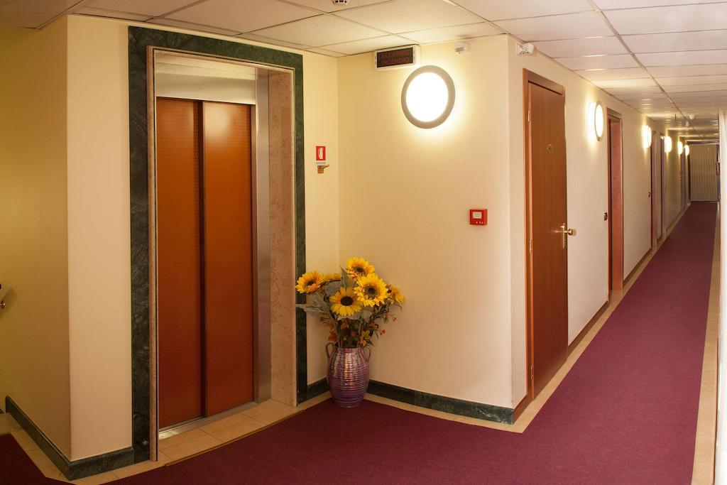 Felix Hotel Montecchio Maggiore Bagian luar foto